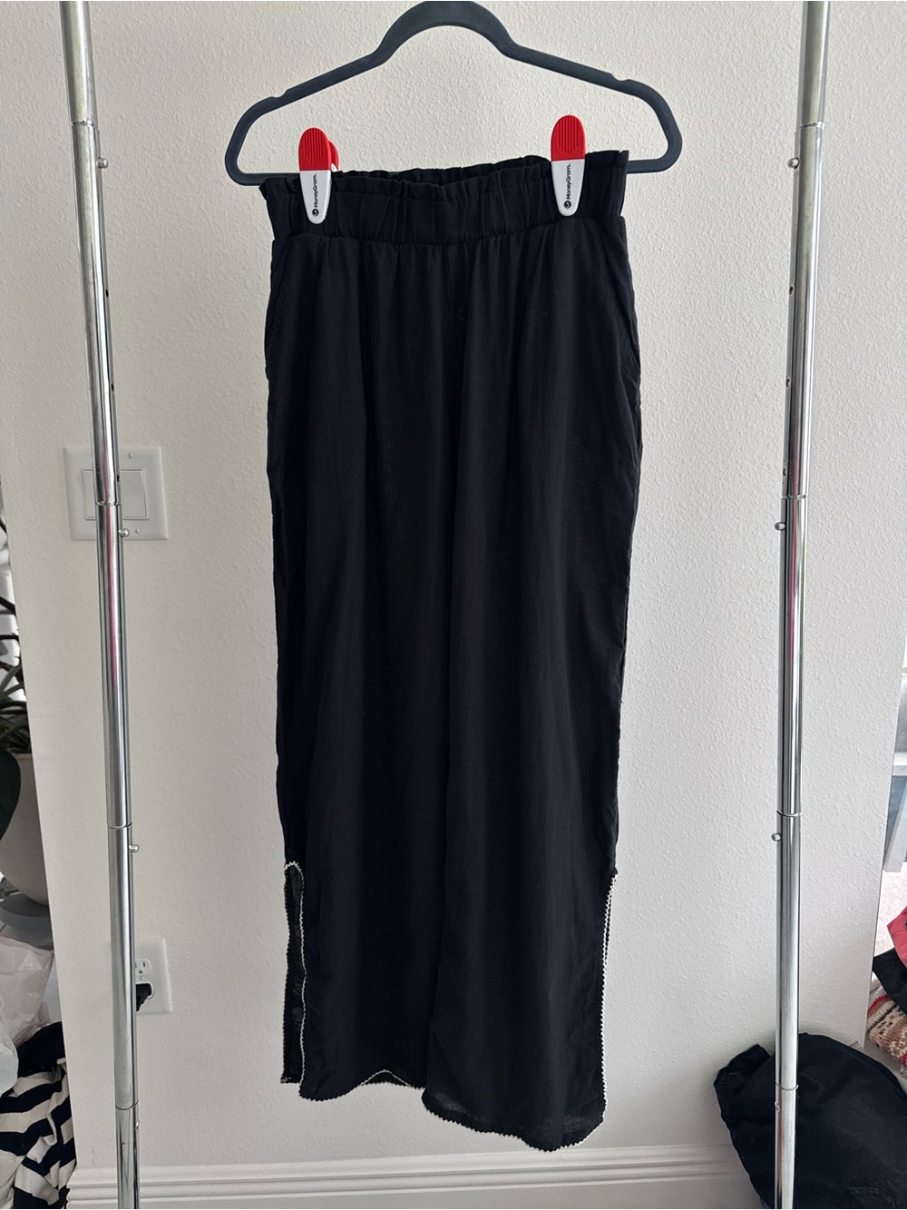 Wide-Leg Black Elastic-Waist Pants